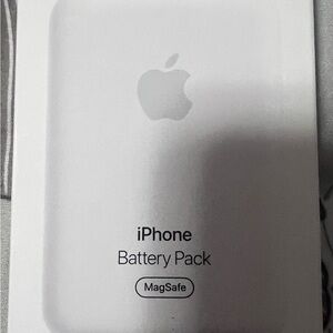 New Apple MagSafe Battery Pack